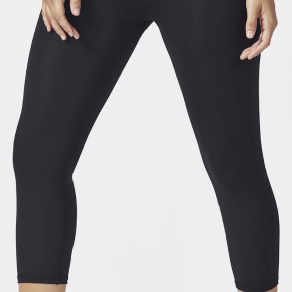 Mid-Rise Pureluxe Capri Leggings from Fabletics - Picture 2 of 3